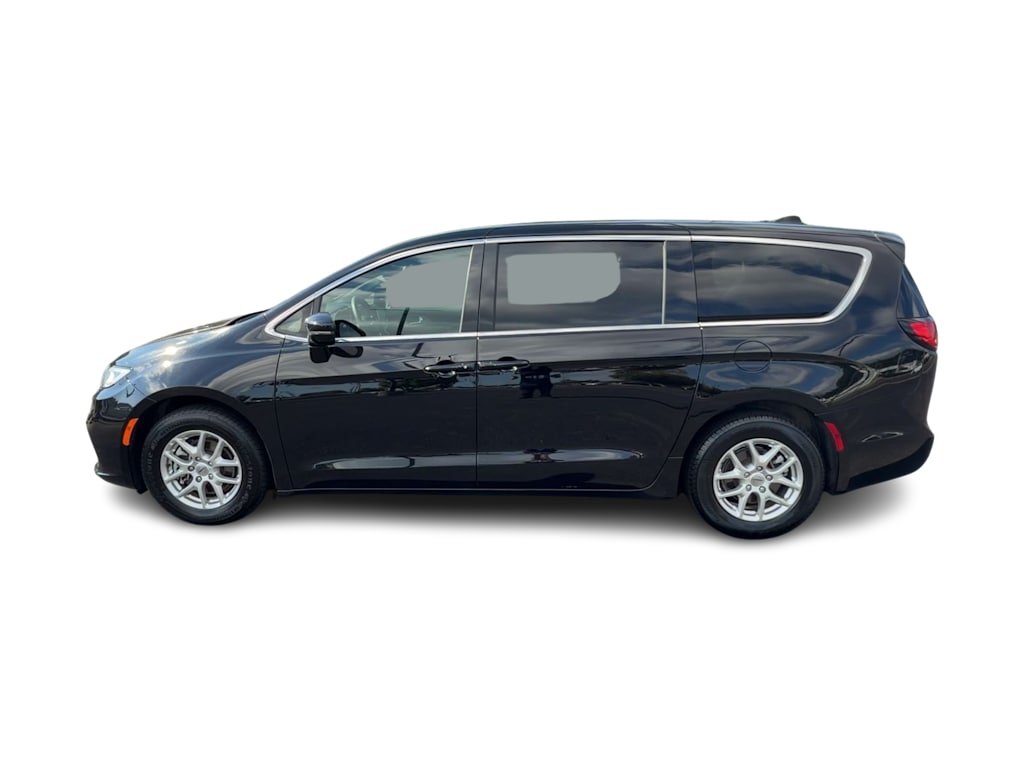 Thumbnail: 2025 Chrysler Pacifica - 17