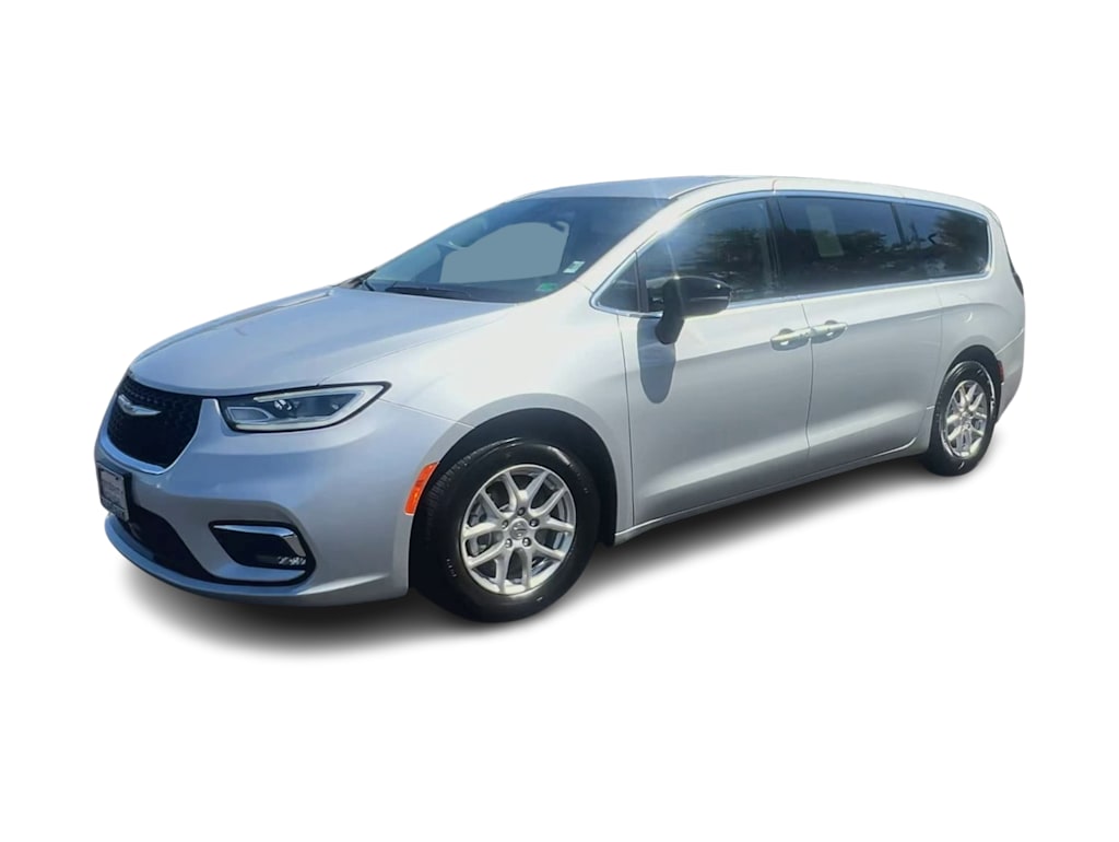 Thumbnail: 2024 Chrysler Pacifica - 15