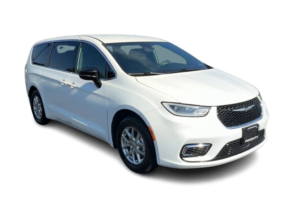 Thumbnail: 2025 Chrysler Pacifica - 15