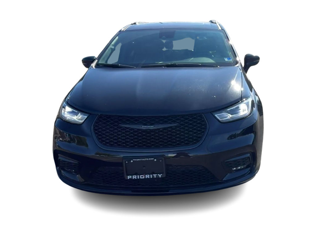 Thumbnail: 2026 Chrysler Pacifica - 5
