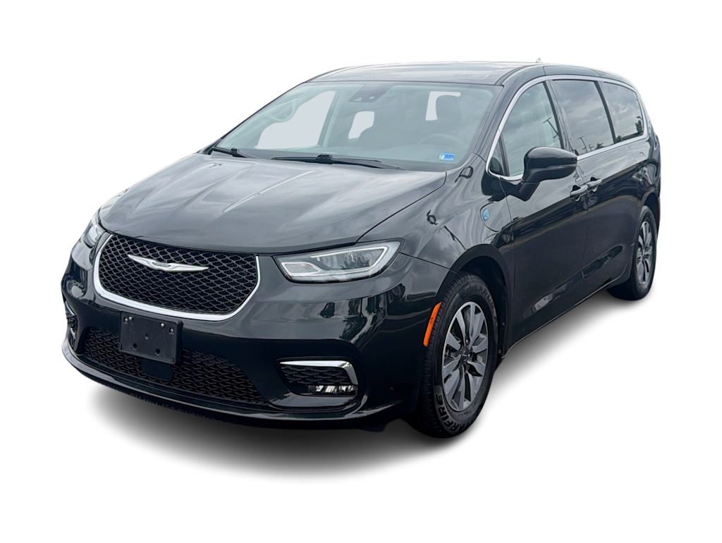 Thumbnail: 2023 Chrysler Pacifica - 5