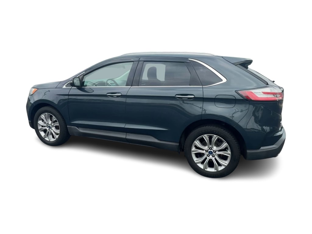 Thumbnail: 2019 Ford Edge - 17
