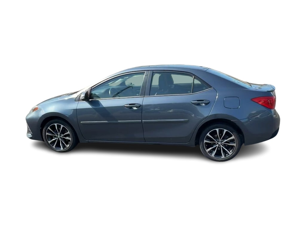Thumbnail: 2017 Toyota Corolla - 3