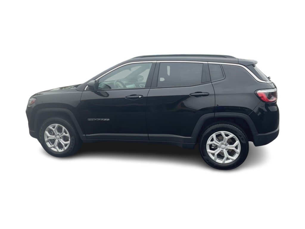 Thumbnail: 2024 Jeep Compass - 18