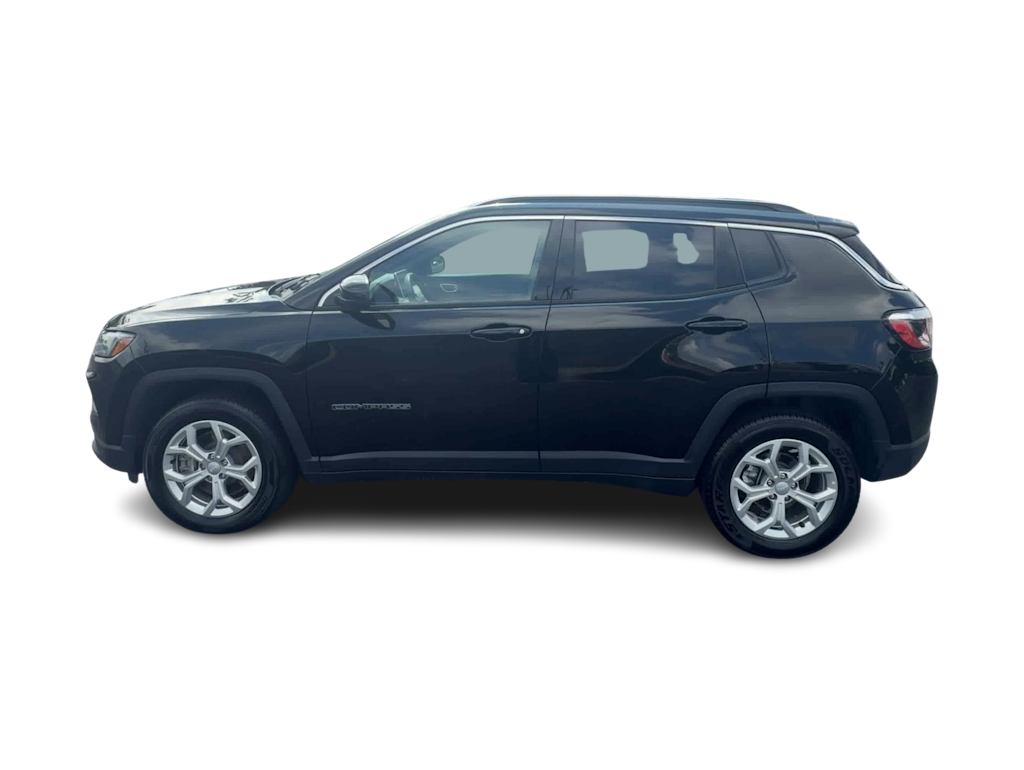 Thumbnail: 2024 Jeep Compass - 3