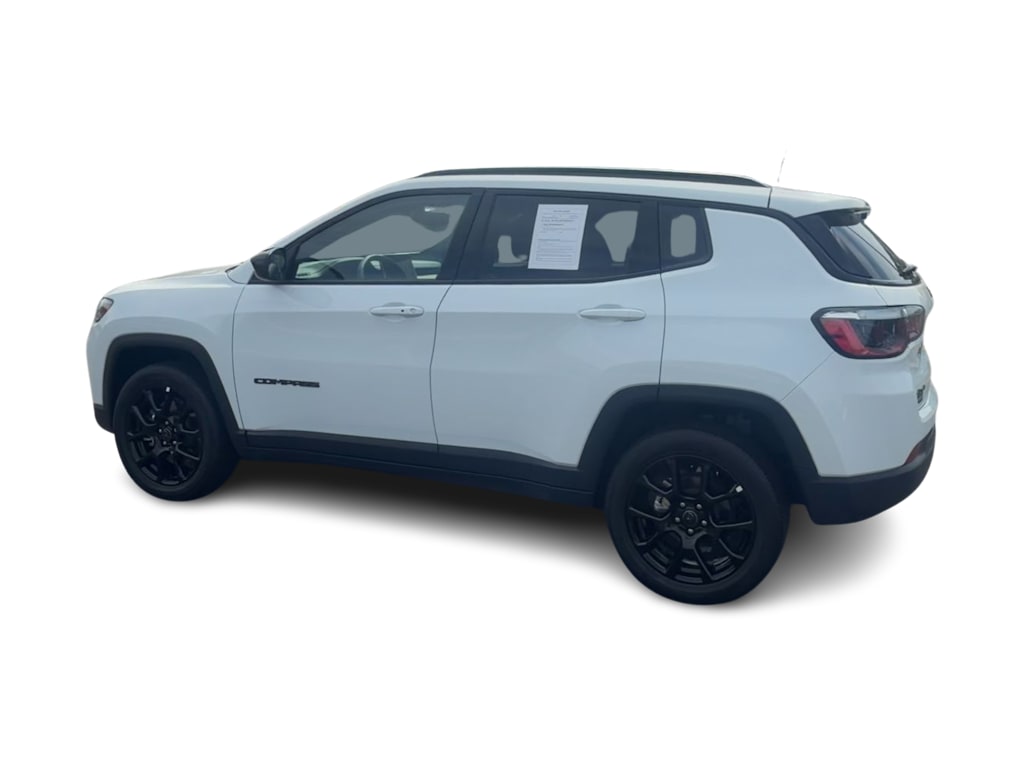 Thumbnail: 2025 Jeep Compass - 17