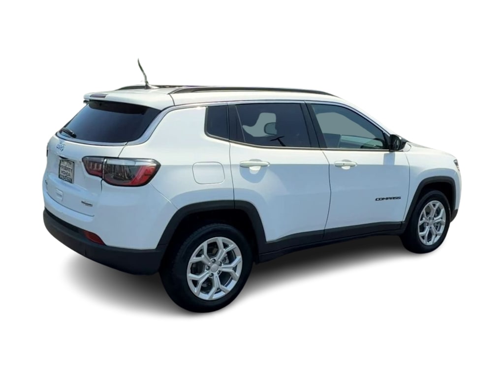 Thumbnail: 2024 Jeep Compass - 18