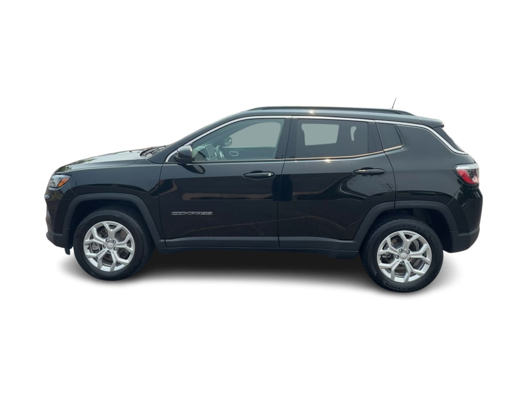 Thumbnail: 2024 Jeep Compass - 16