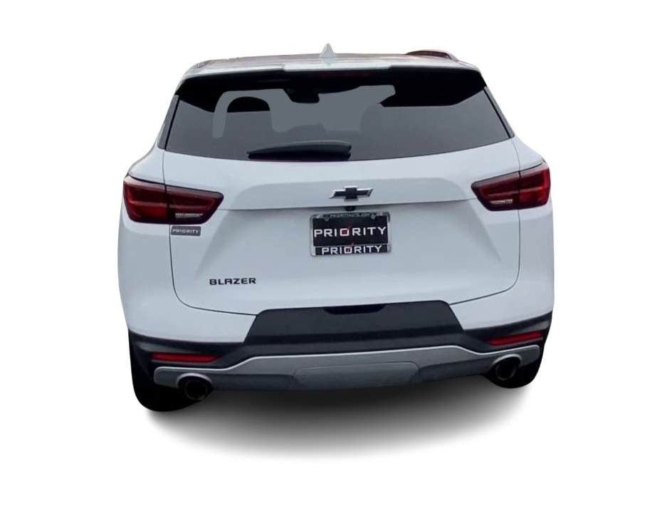 Thumbnail: 2023 Chevrolet Blazer - 17