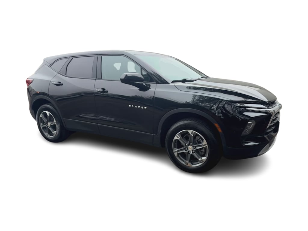 Thumbnail: 2025 Chevrolet Blazer - 15
