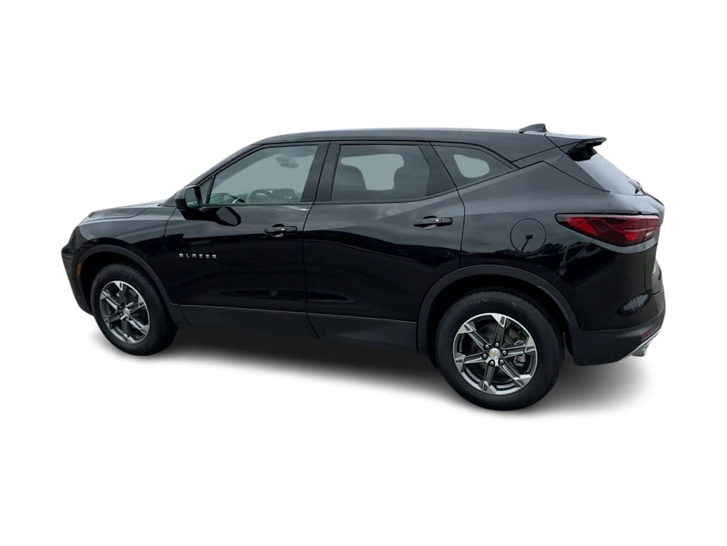 Thumbnail: 2025 Chevrolet Blazer - 17