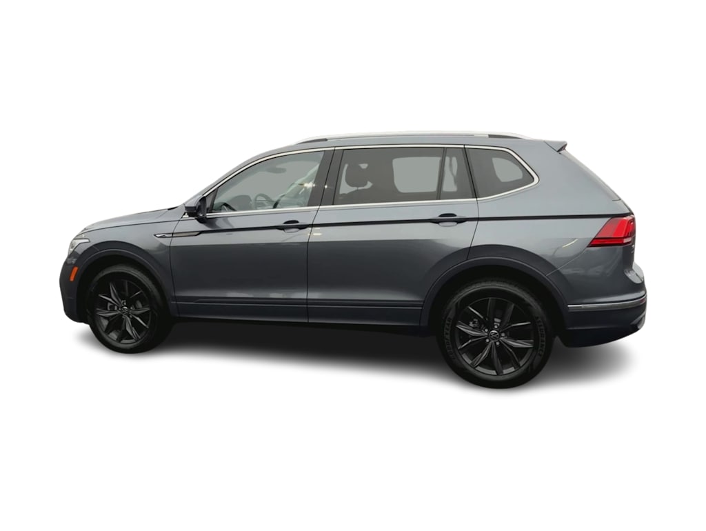Thumbnail: 2024 Volkswagen Tiguan - 18