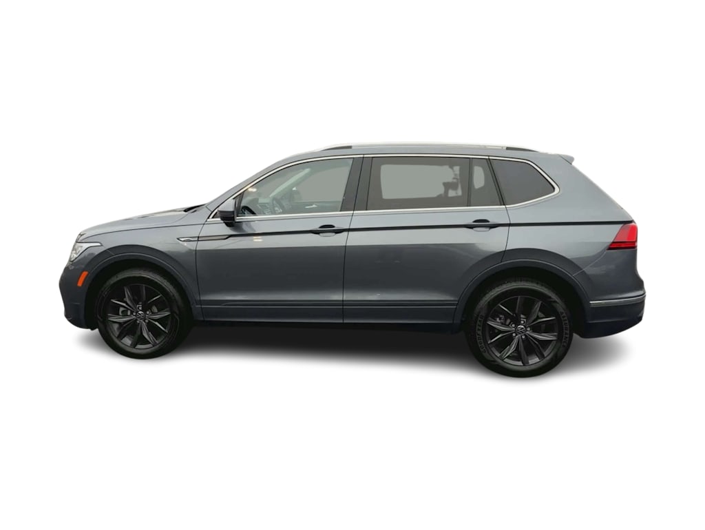 Thumbnail: 2024 Volkswagen Tiguan - 3