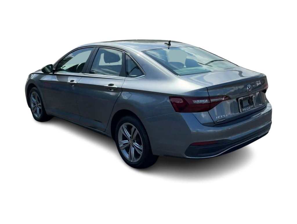 Thumbnail: 2024 Volkswagen Jetta - 4