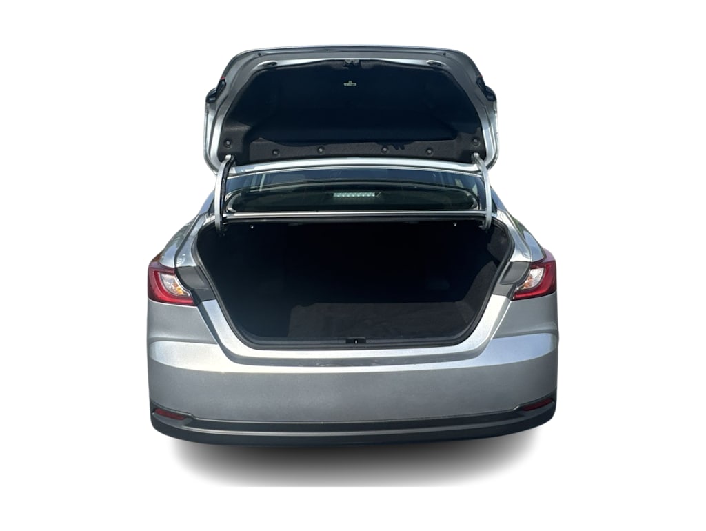 Thumbnail: 2025 Toyota Camry - 14