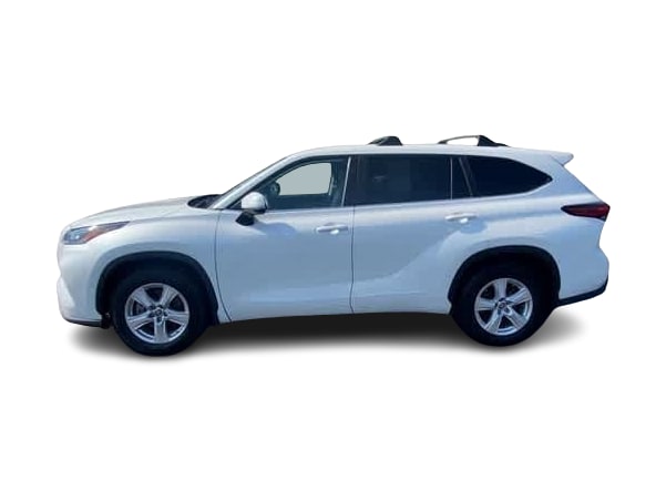 Thumbnail: 2023 Toyota Highlander - 3