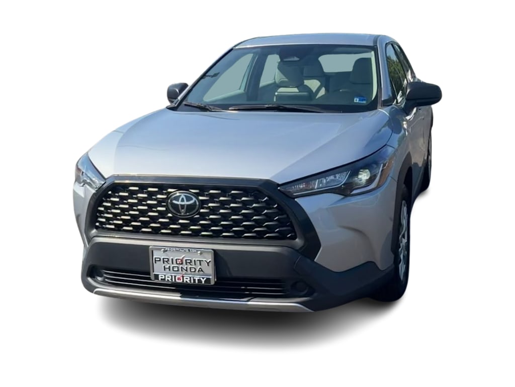 Thumbnail: 2023 Toyota Corolla Cross - 16