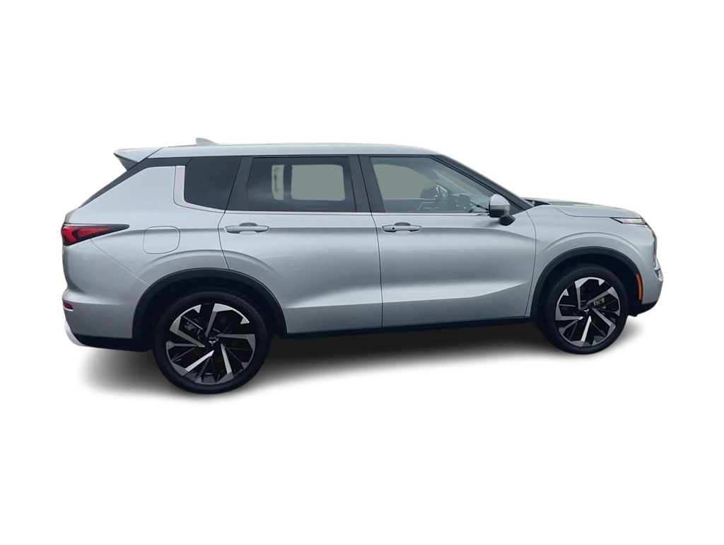 Thumbnail: 2022 Mitsubishi Outlander - 20