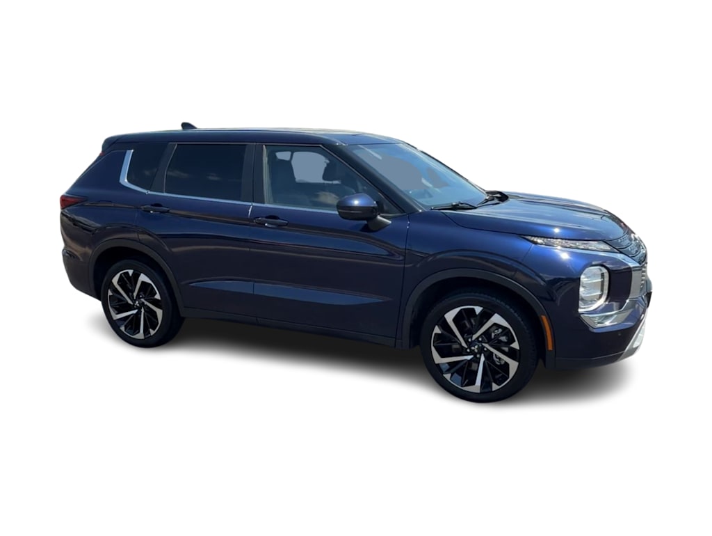 Thumbnail: 2024 Mitsubishi Outlander - 15