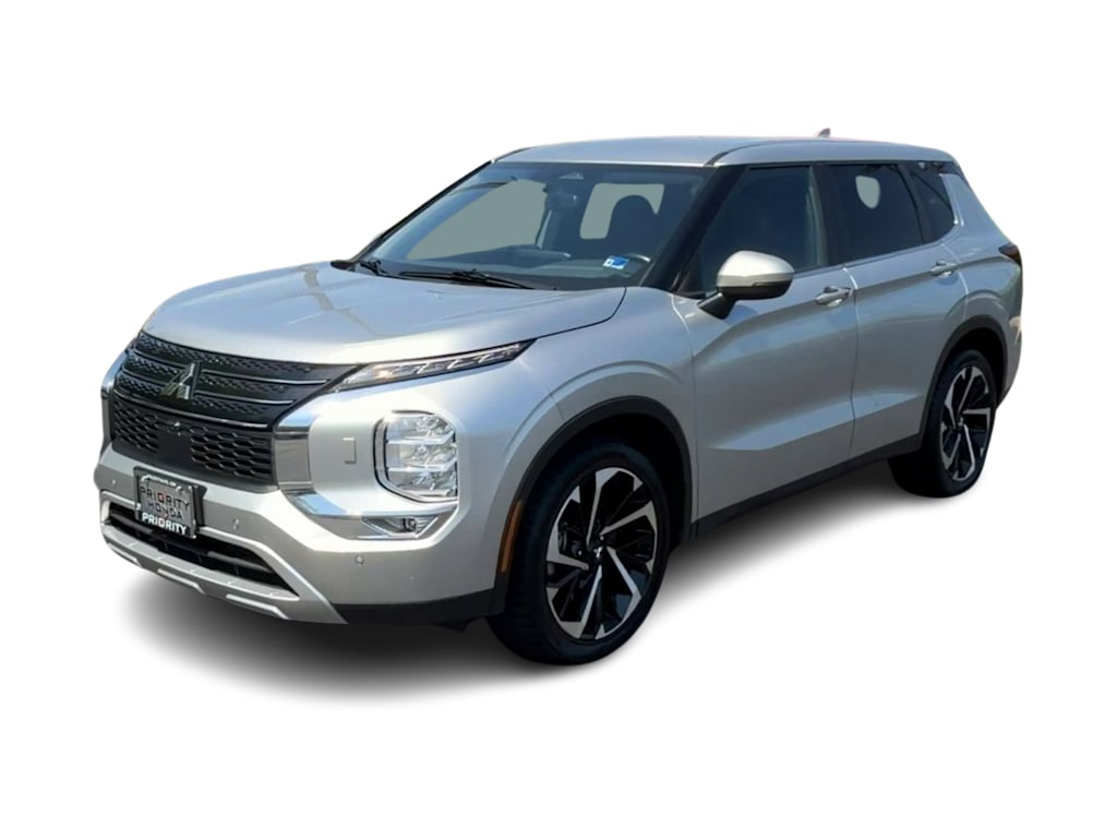 Thumbnail: 2024 Mitsubishi Outlander - 18