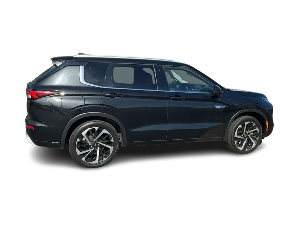 Thumbnail: 2024 Mitsubishi Outlander - 20