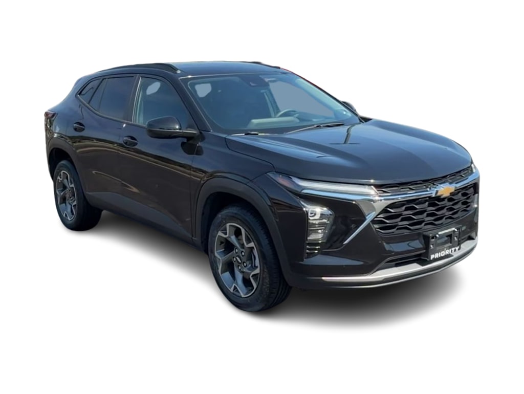 Thumbnail: 2025 Chevrolet Trax - 17