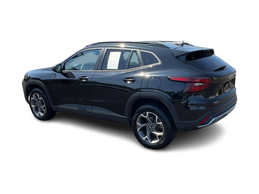 Thumbnail: 2025 Chevrolet Trax - 4