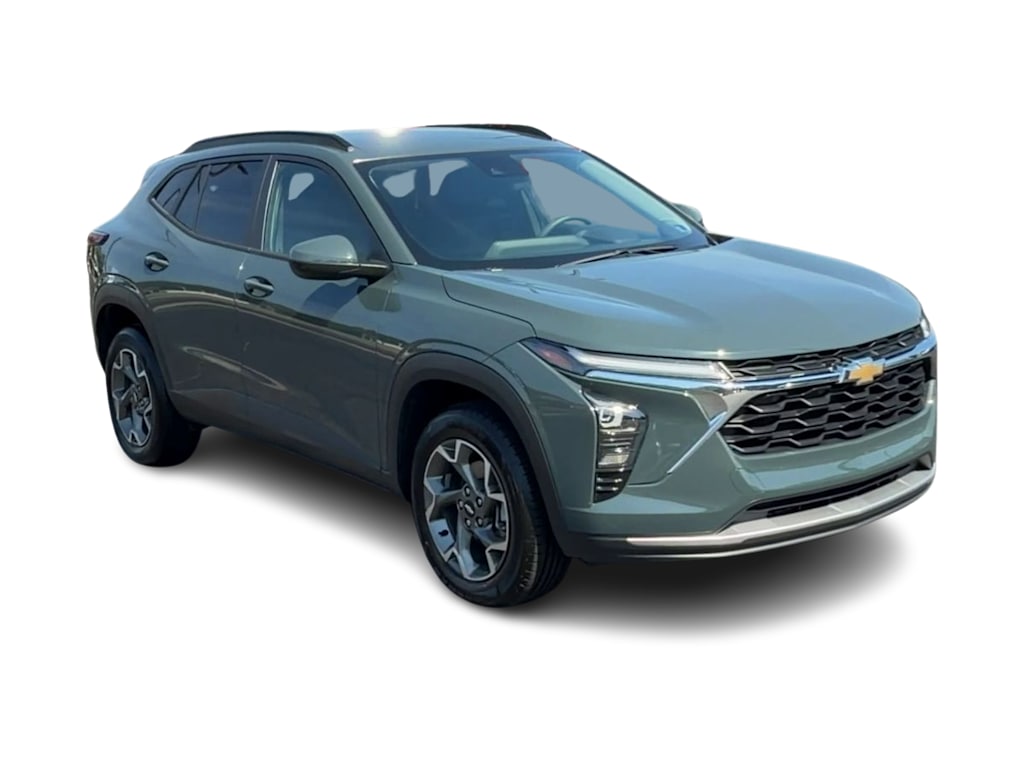 Thumbnail: 2025 Chevrolet Trax - 16