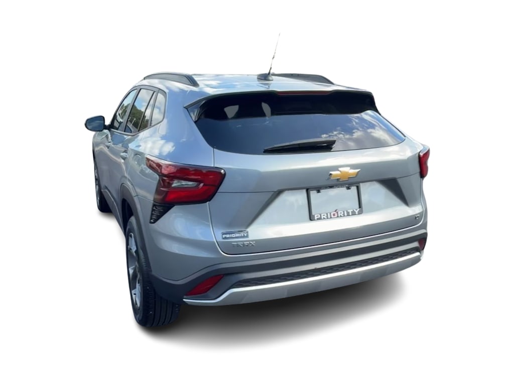 Thumbnail: 2025 Chevrolet Trax - 4