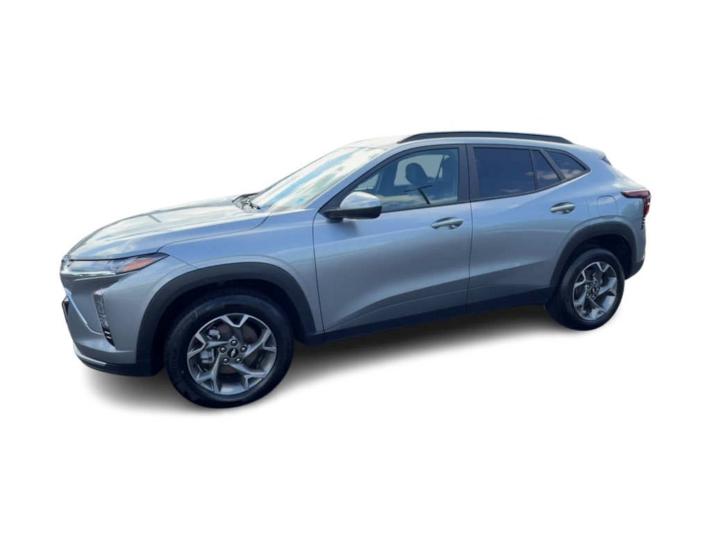 Thumbnail: 2025 Chevrolet Trax - 3