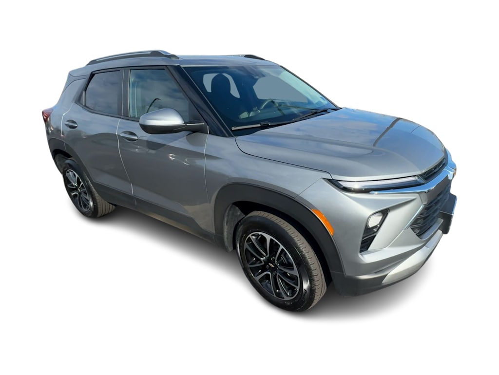 Thumbnail: 2025 Chevrolet TrailBlazer - 16