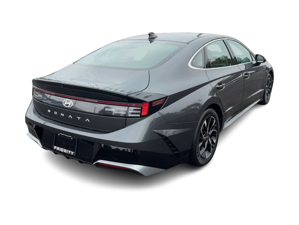 Thumbnail: 2024 Hyundai Sonata - 17