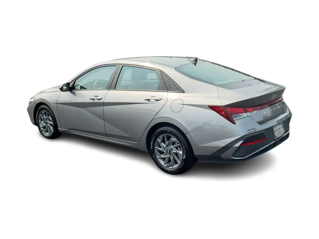 Thumbnail: 2024 Hyundai Elantra - 16