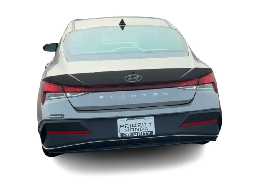 Thumbnail: 2024 Hyundai Elantra - 17