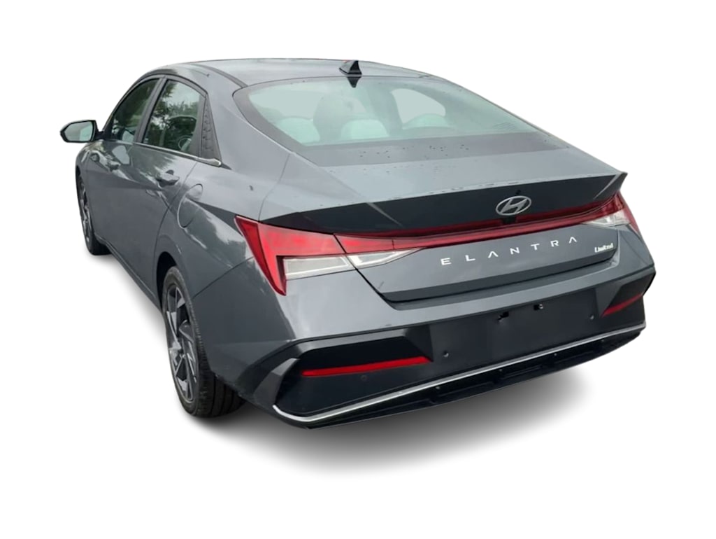 Thumbnail: 2024 Hyundai Elantra - 18
