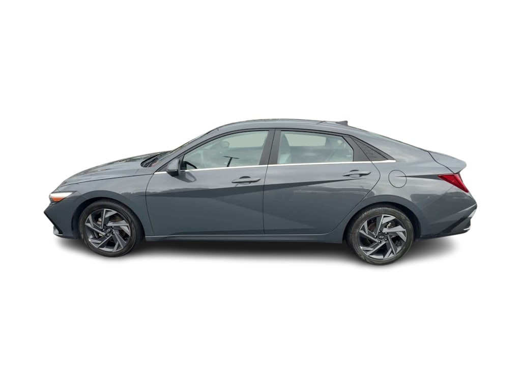 Thumbnail: 2024 Hyundai Elantra - 3