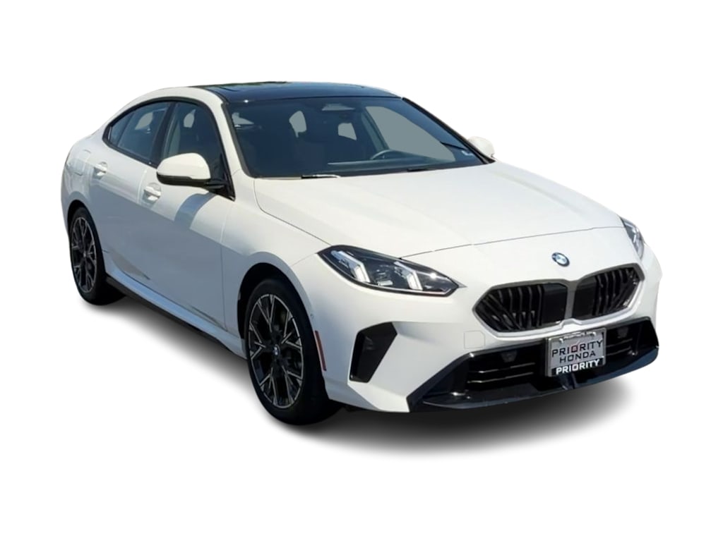 Thumbnail: 2025 BMW 2 Series - 15