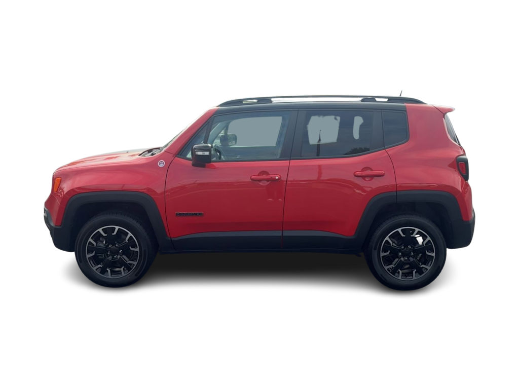 Thumbnail: 2023 Jeep Renegade - 16