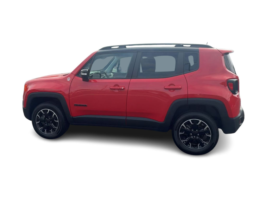 Thumbnail: 2023 Jeep Renegade - 17