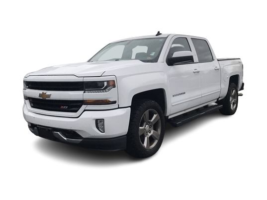 Used 2017 Chevrolet Silverado 1500 LT with VIN 3GCUKREC1HG310524 for sale in Medford, OR