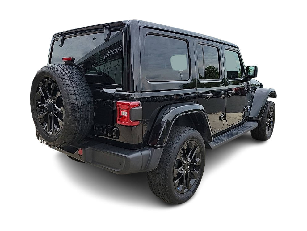 Thumbnail: 2022 Jeep Wrangler - 17