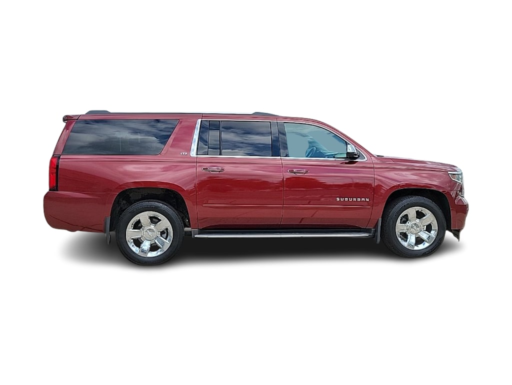 Thumbnail: 2016 Chevrolet Suburban - 19