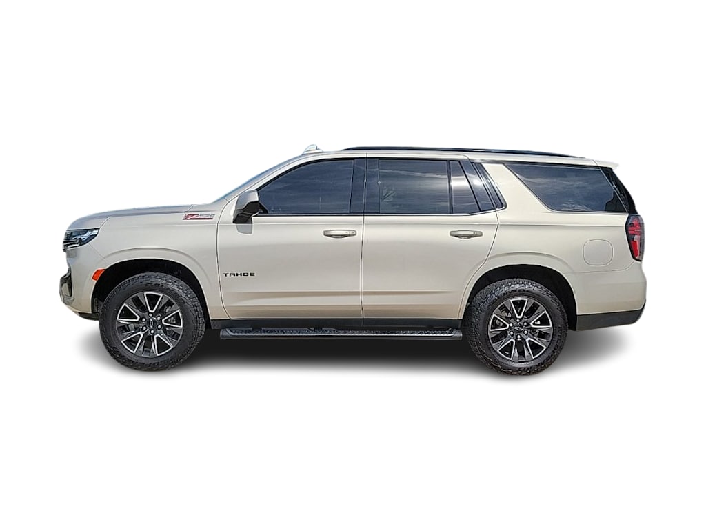 Thumbnail: 2021 Chevrolet Tahoe - 3