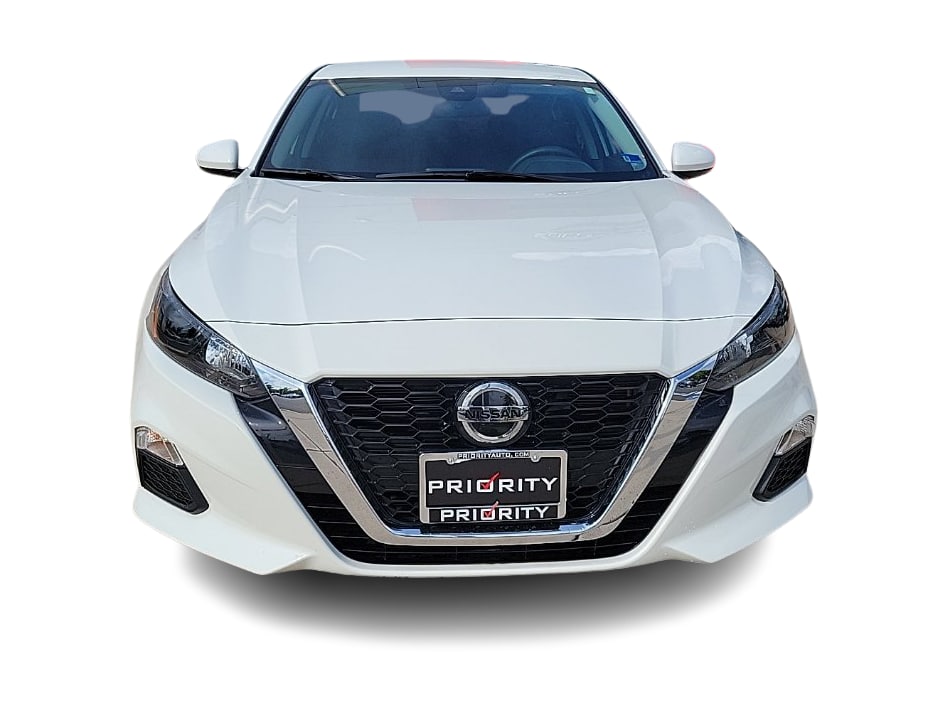 Thumbnail: 2022 Nissan Altima - 5