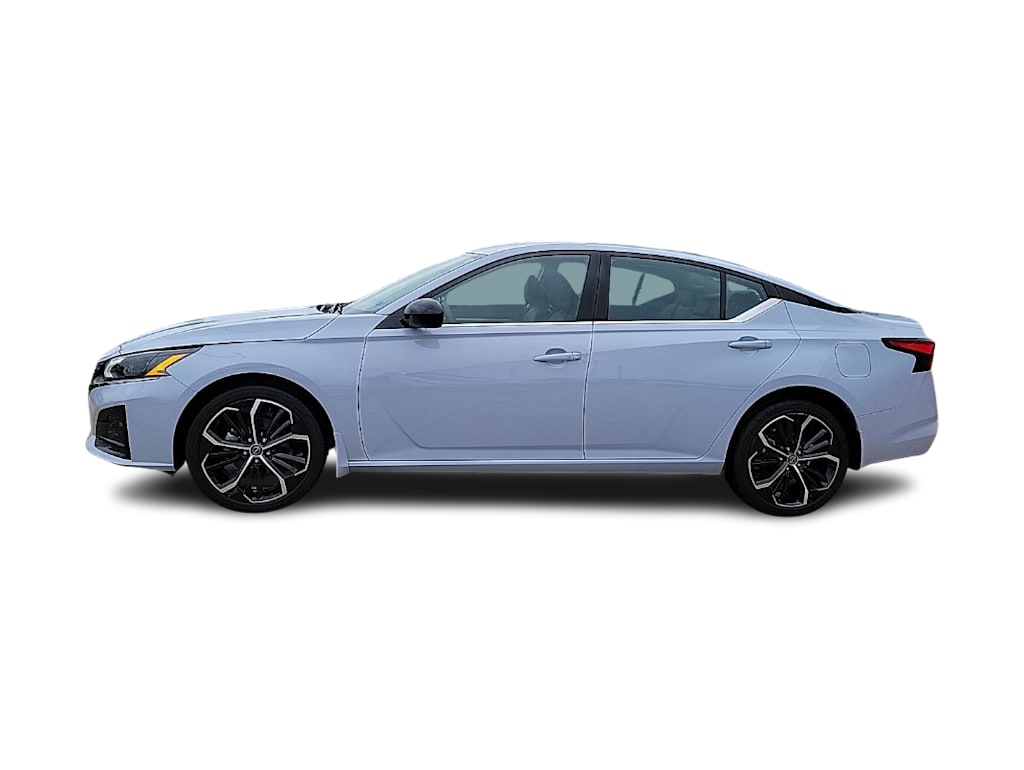 Thumbnail: 2024 Nissan Altima - 3