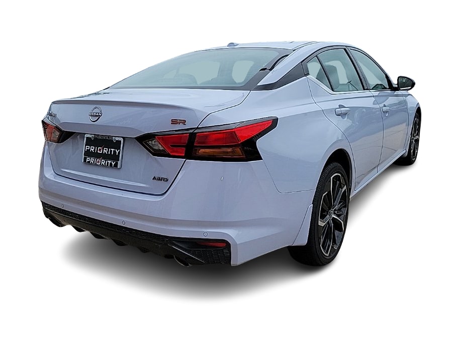 Thumbnail: 2024 Nissan Altima - 18
