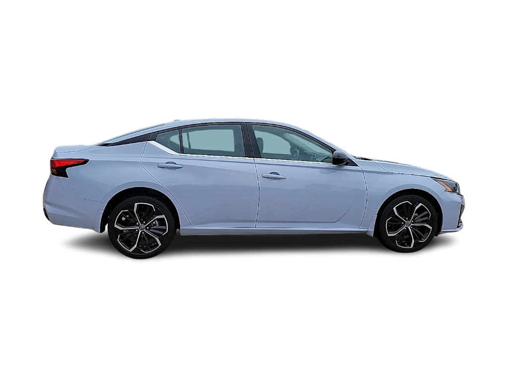 Thumbnail: 2024 Nissan Altima - 19