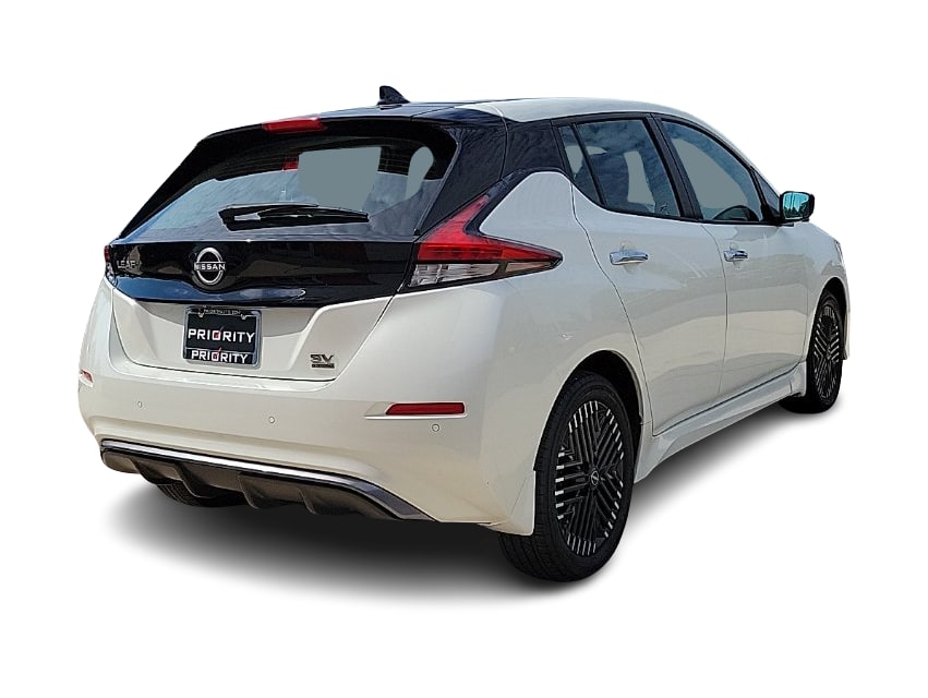 Thumbnail: 2023 Nissan Leaf - 16