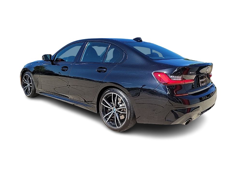 Thumbnail: 2021 BMW 3 Series - 4