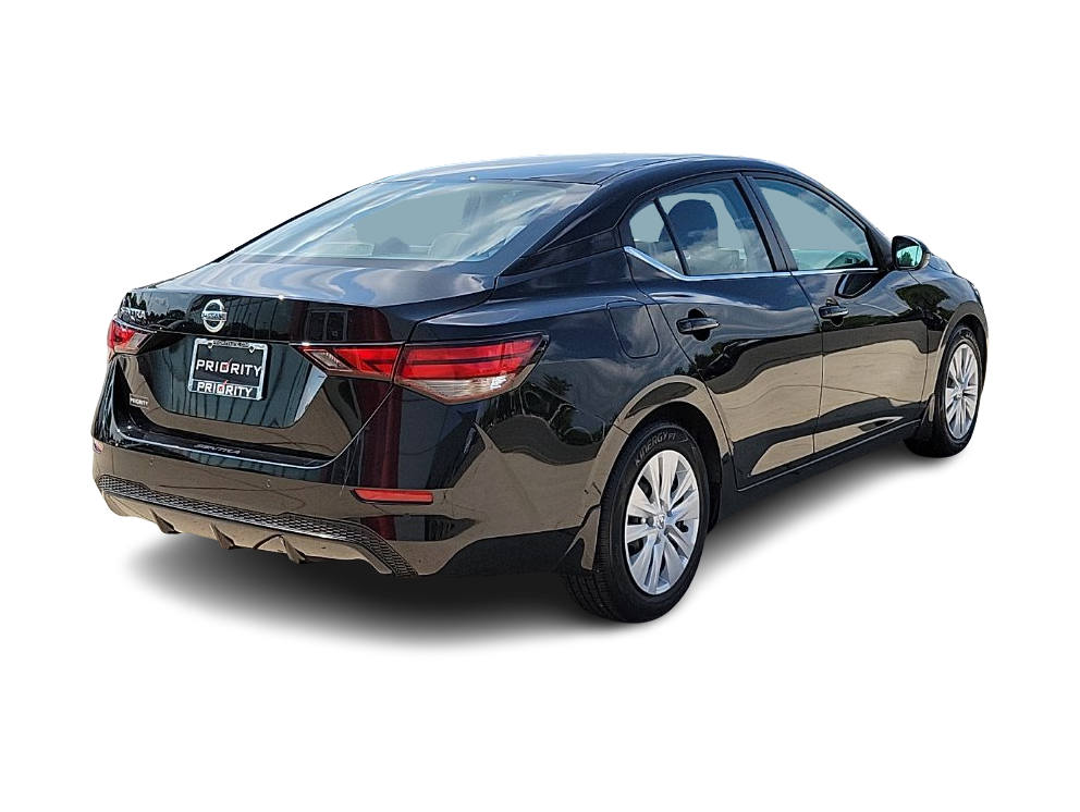 Thumbnail: 2021 Nissan Sentra - 16